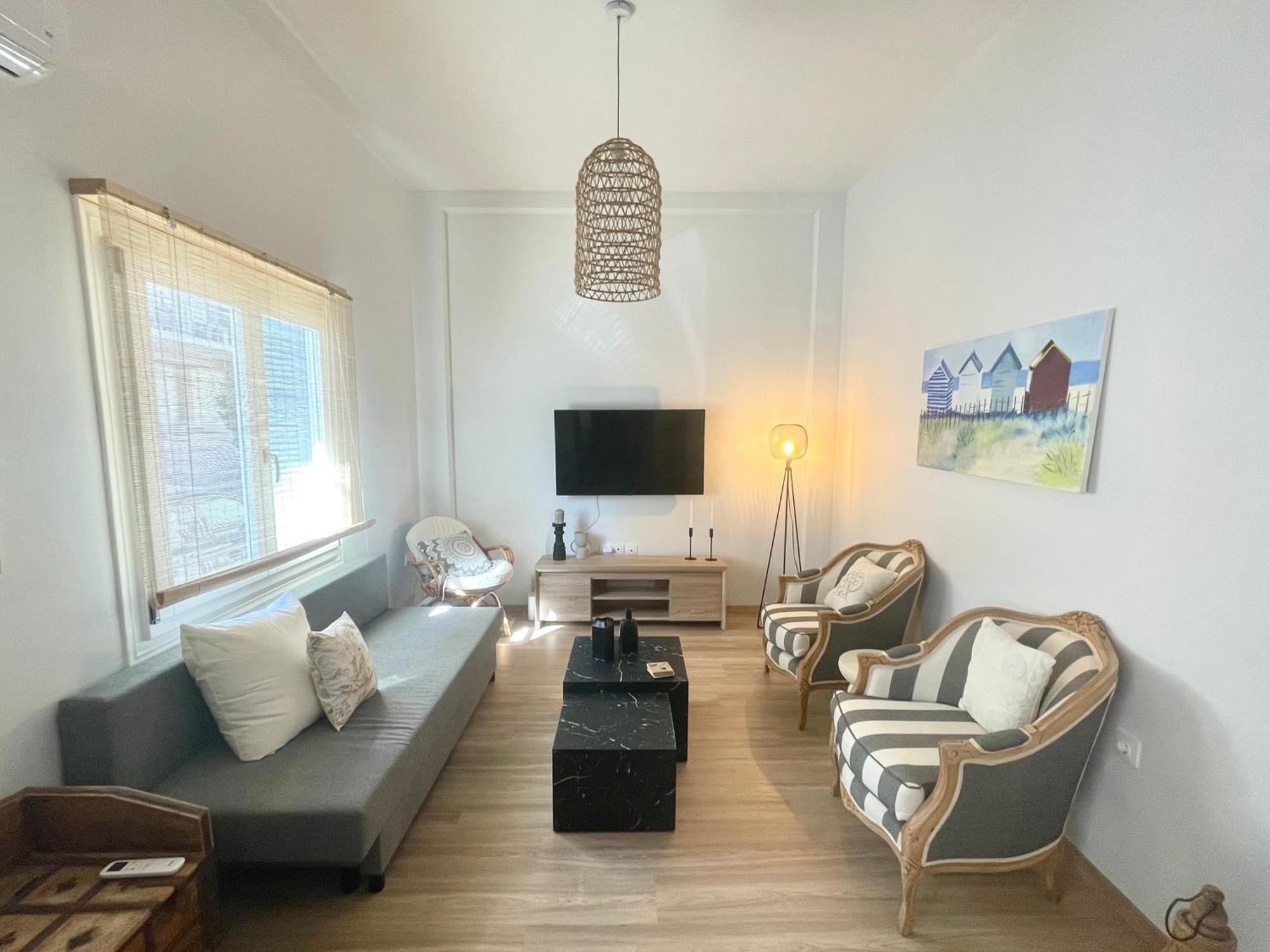 Stella'S Petite Boite Apartment Rafina  Exterior photo